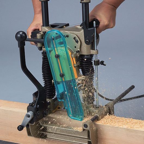 Пазорез Makita 7104 L