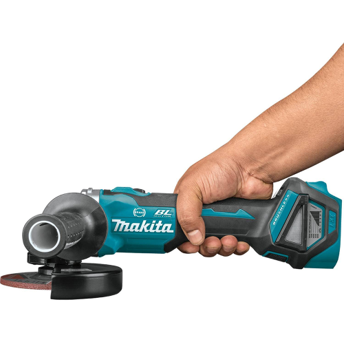 Аккумуляторная угловая шлифовальная машина Makita DGA513Z