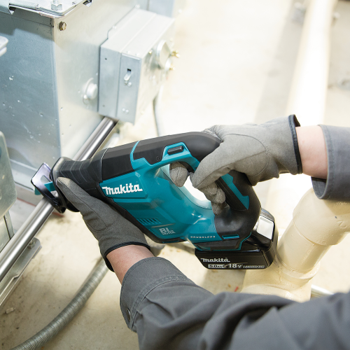 Аккумуляторная сабельная пила Makita DJR188Z (без аккумулятора)