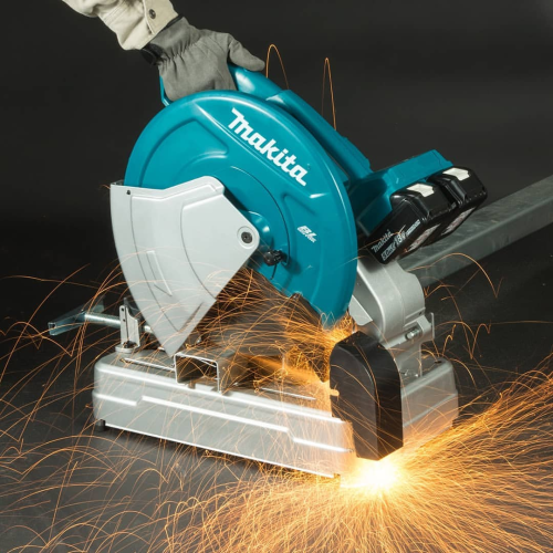 Акумуляторна монтажна пила Makita DLW140PT2