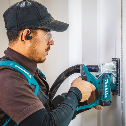 Аккумуляторная ножовка по гипсокартону Makita DSD180Z (без аккумулятора)