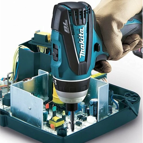Акумуляторний Makita DTP141Z