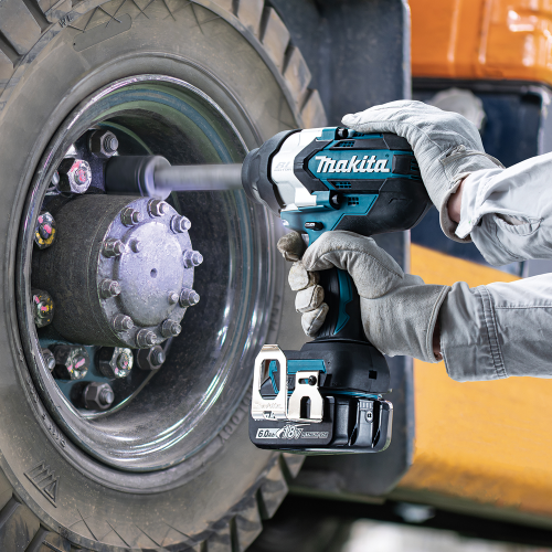 Акумуляторний ударний гайкокрут з подовженим хвостовиком LXT Makita DTW1005Z (без АКБ)