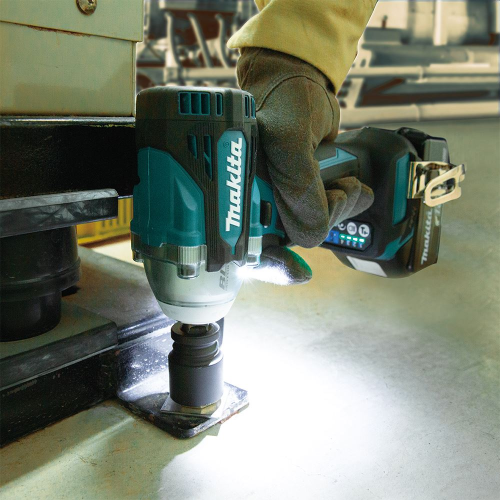 Аккумуляторный ударный гайковерт Makita DTW301Z (без аккумулятора)
