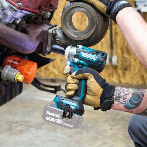 Аккумуляторный ударный гайковерт Makita DTW301Z (без аккумулятора)