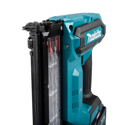 Аккумуляторный гвоздезабивной пистолет XGT Makita FN001GA201