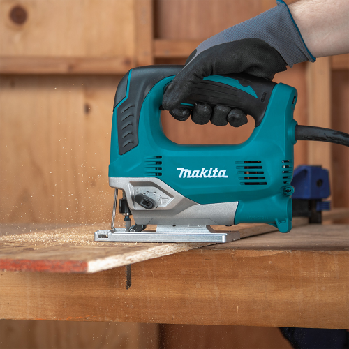 Лобзик Makita JV0600K