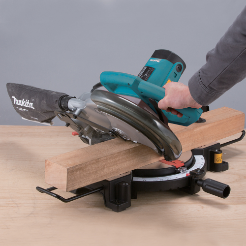 Торцювальна пила MT Makita M2300NB