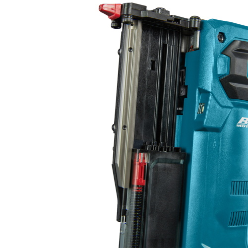 Акумуляторний штифтозабивний пістолет XGT Makita PT001GD101