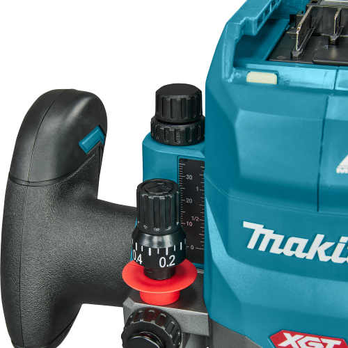 Акумуляторний фрезер XGT Makita RP001GZ