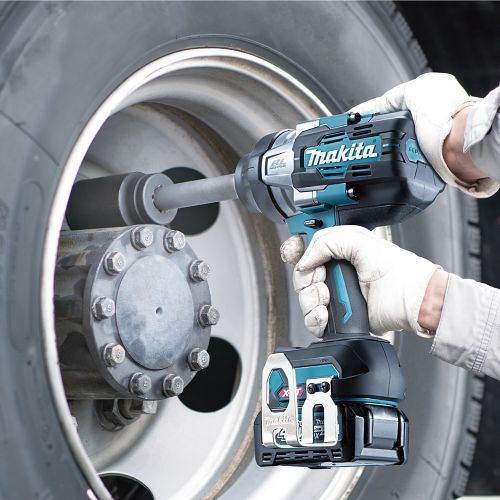 Акумуляторний ударний гайкокрут з подовженим хвостовиком XGT Makita TW011GM201